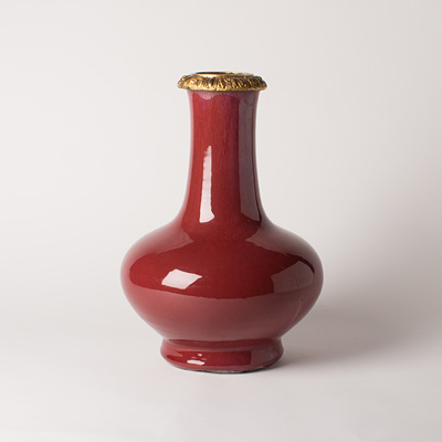 Copper red flamb&eacute; porcelain vase
, China, Qing Dynasty, 19th century